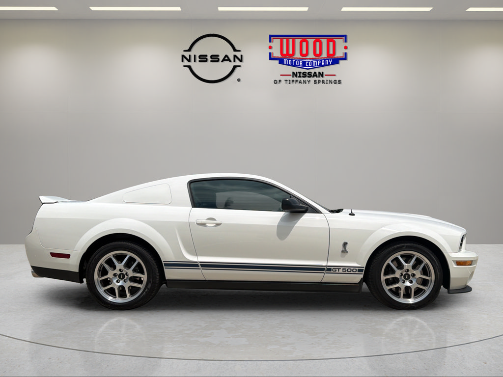 Used 2009 Ford Mustang Shelby GT500 RWD image 2
