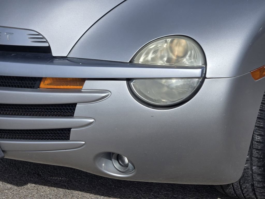 Used 2005 Chevrolet SSR w/ Preferred Equipment Group image 7