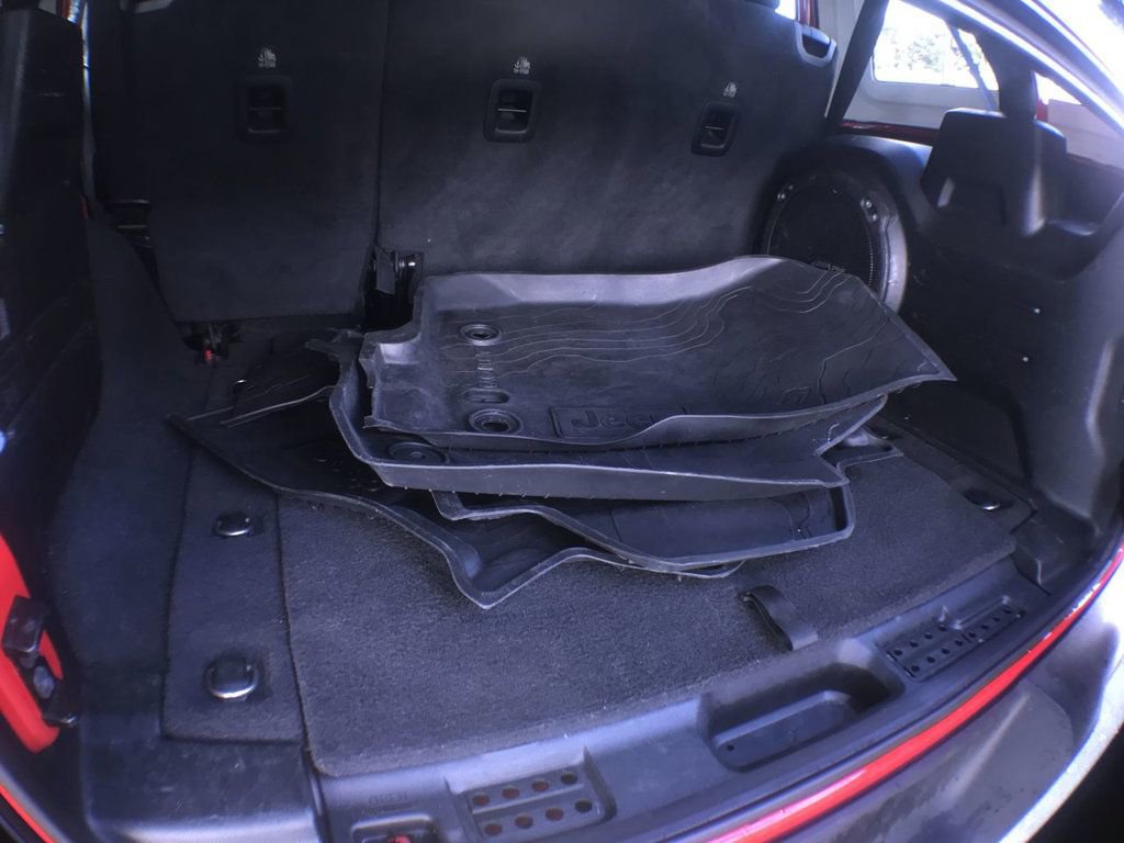 Used 2021 Jeep Wrangler Sport image 22