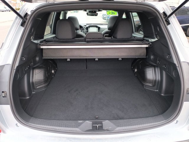 Used 2025 Subaru Forester Premium AWD/4WD image 23