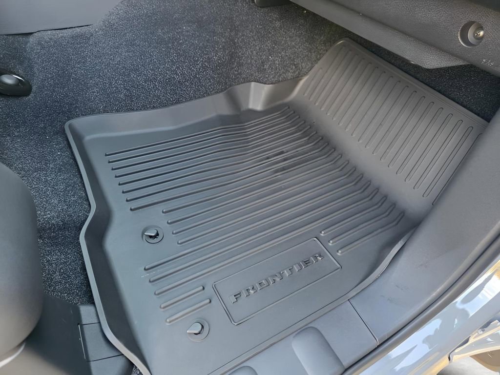 New 2026 Nissan Frontier SV w/ Tow Package image 12