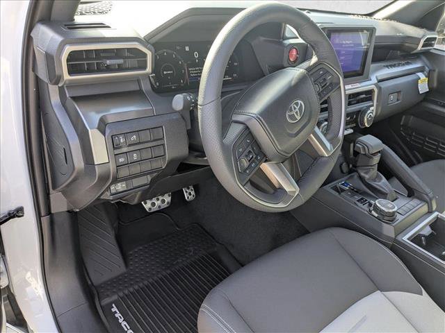 New 2025 Toyota Tacoma TRD Sport video 3