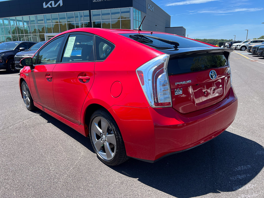 Used 2015 Toyota Prius Persona Series FWD image 3