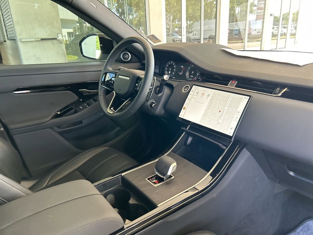 Used 2026 Land Rover Range Rover Evoque S AWD/4WD image 28