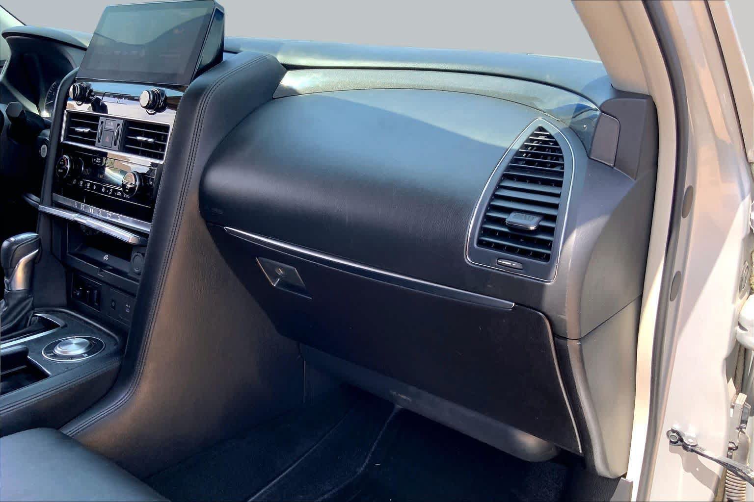 Used 2022 Nissan Armada SV RWD image 19