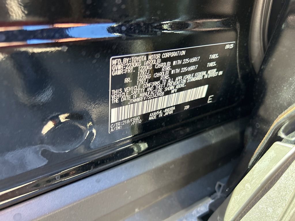 New 2025 Toyota RAV4 LE image 4