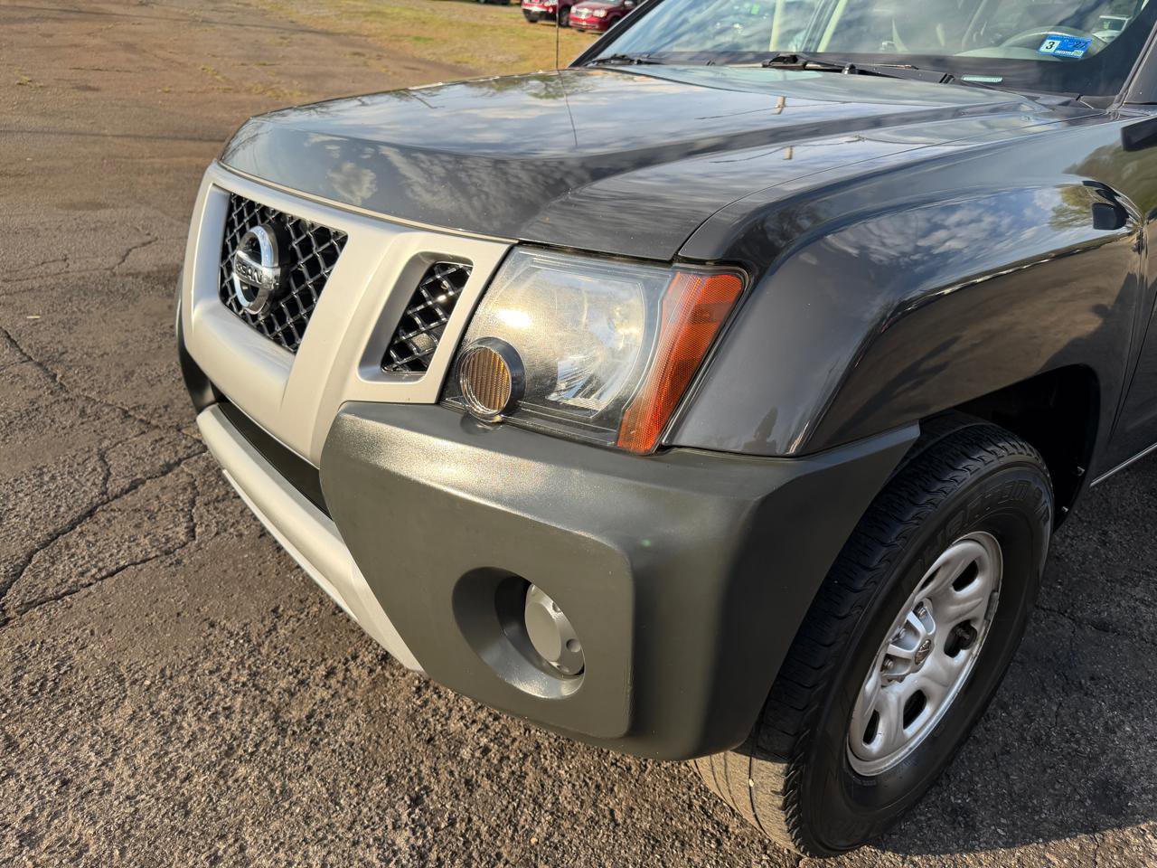 Used 2015 Nissan Xterra X RWD image 9