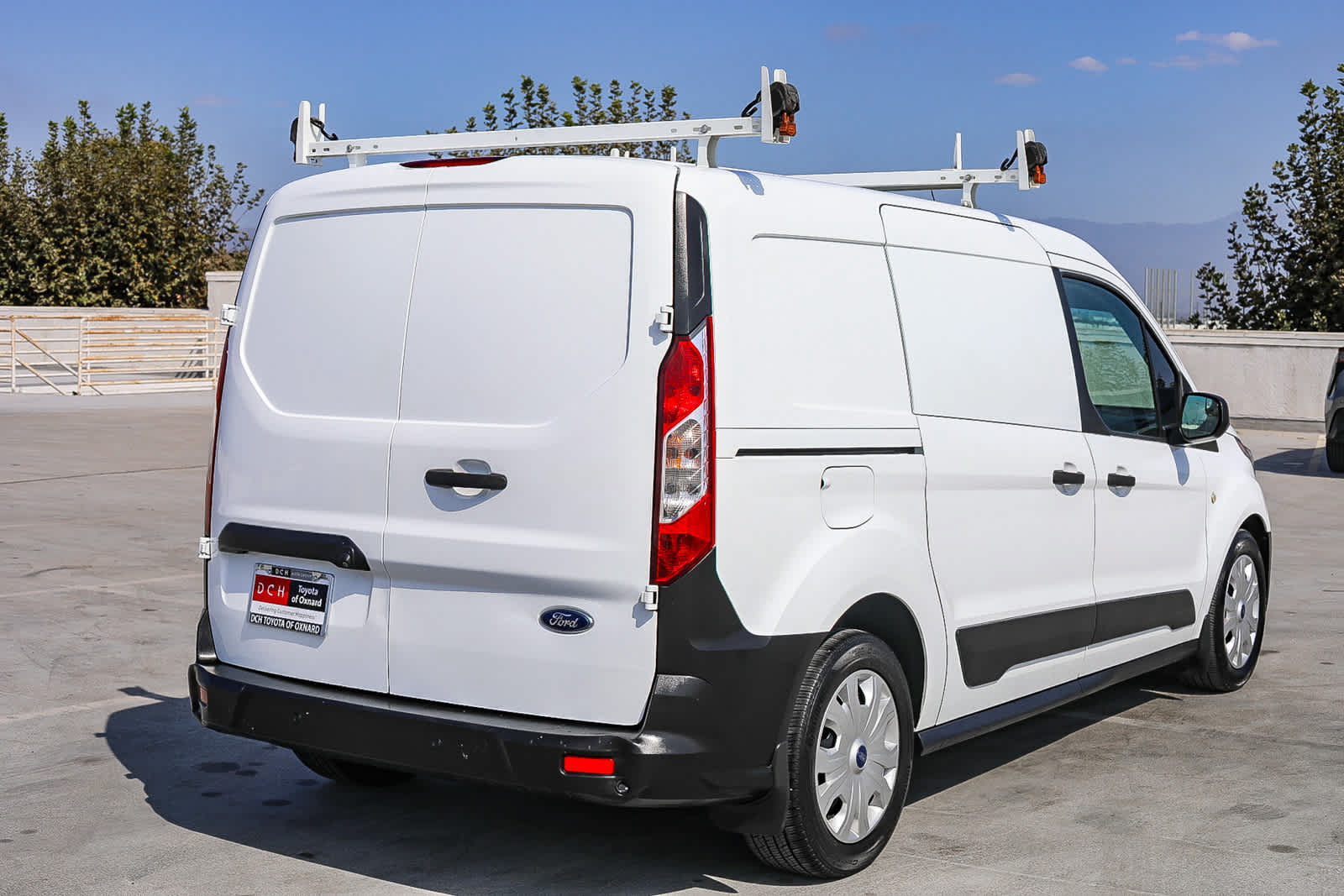 Used 2021 Ford Transit Connect XL FWD image 5
