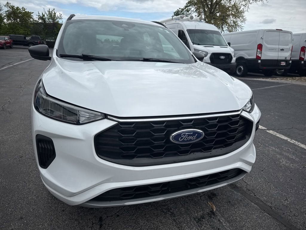 Used 2023 Ford Escape ST-Line w/ Tech Pack #1 AWD/4WD image 51