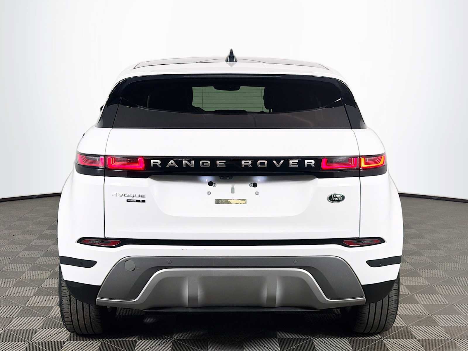 Used 2020 Land Rover Range Rover Evoque S image 6