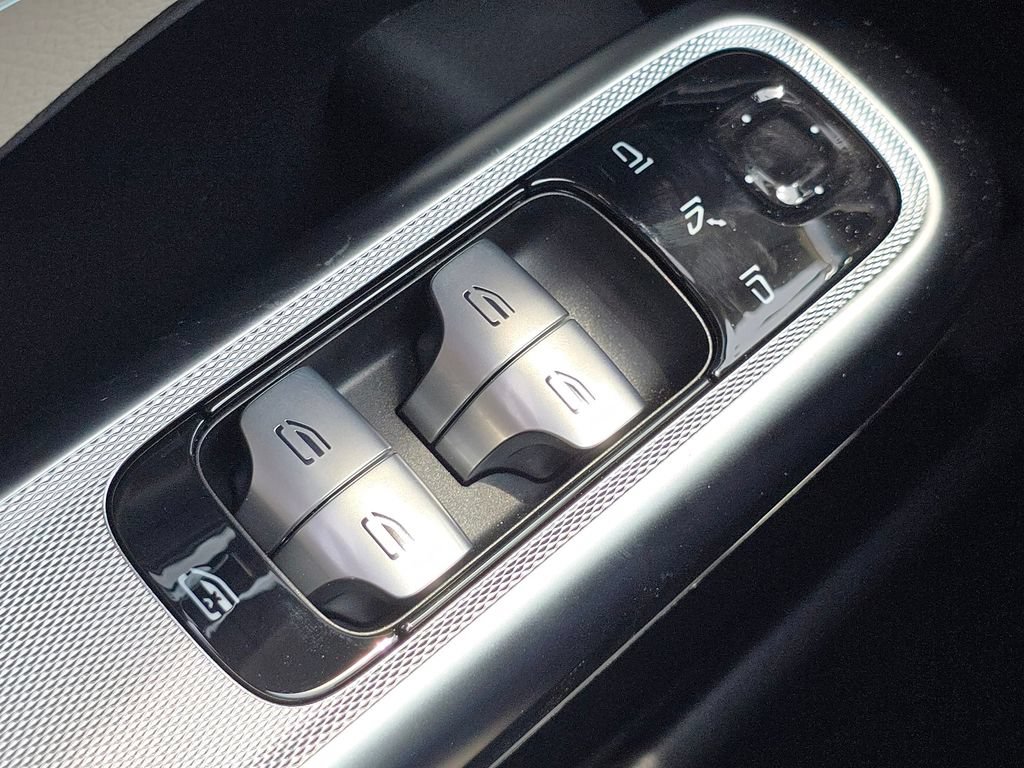 New 2026 Mercedes-Benz E 450 4MATIC Sedan image 29