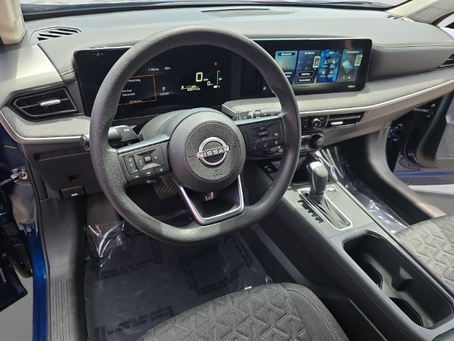 Used 2026 Nissan Kicks SV FWD image 13