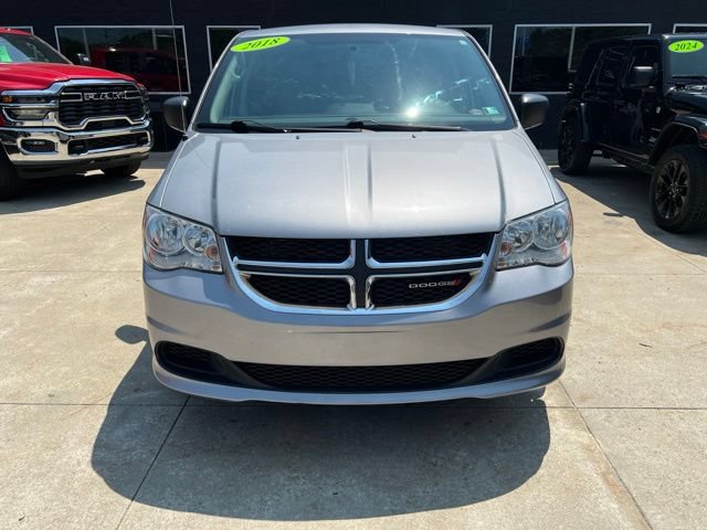 Certified 2018 Dodge Grand Caravan SE FWD image 2