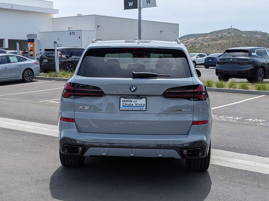 New 2026 BMW X5 xDrive50e image 7