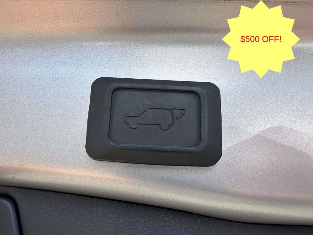 Used 2023 Toyota RAV4 XLE w/ Convenience Package AWD/4WD image 13