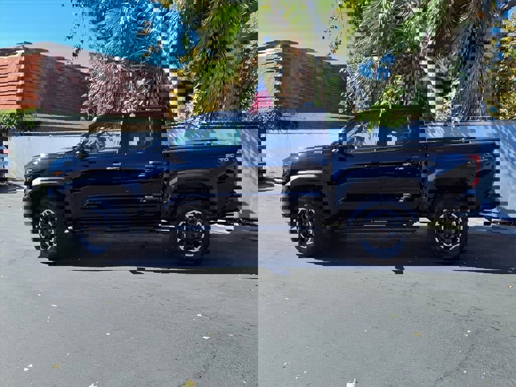 New 2025 Toyota Tacoma TRD Off-Road image 3