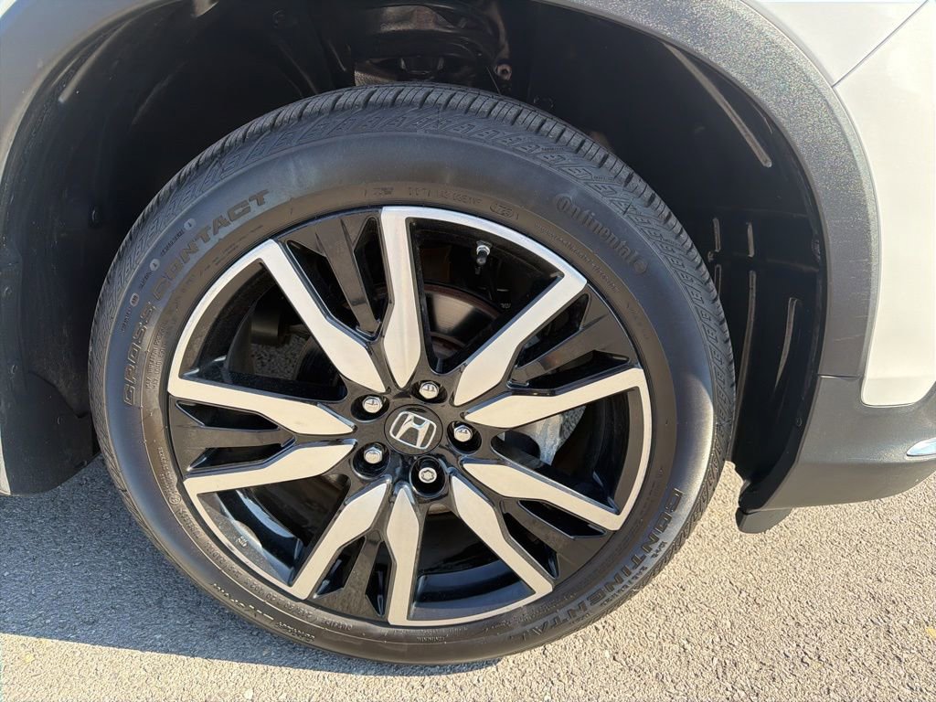 Used 2019 Honda Pilot Touring image 14