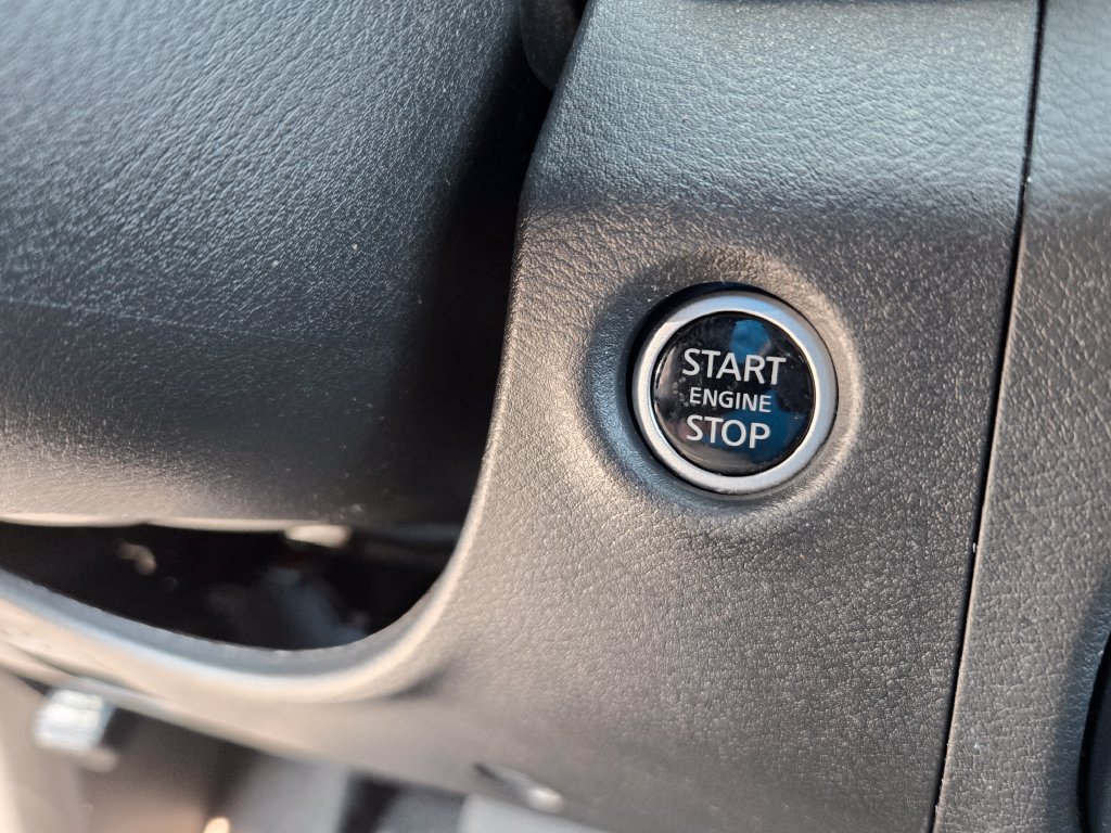 Certified 2023 Nissan Frontier SV w/ SV Convenience Package AWD/4WD image 30