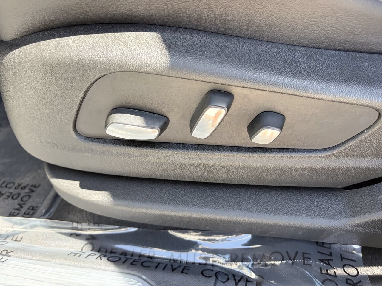 Certified 2024 Cadillac XT5 Premium Luxury FWD image 21