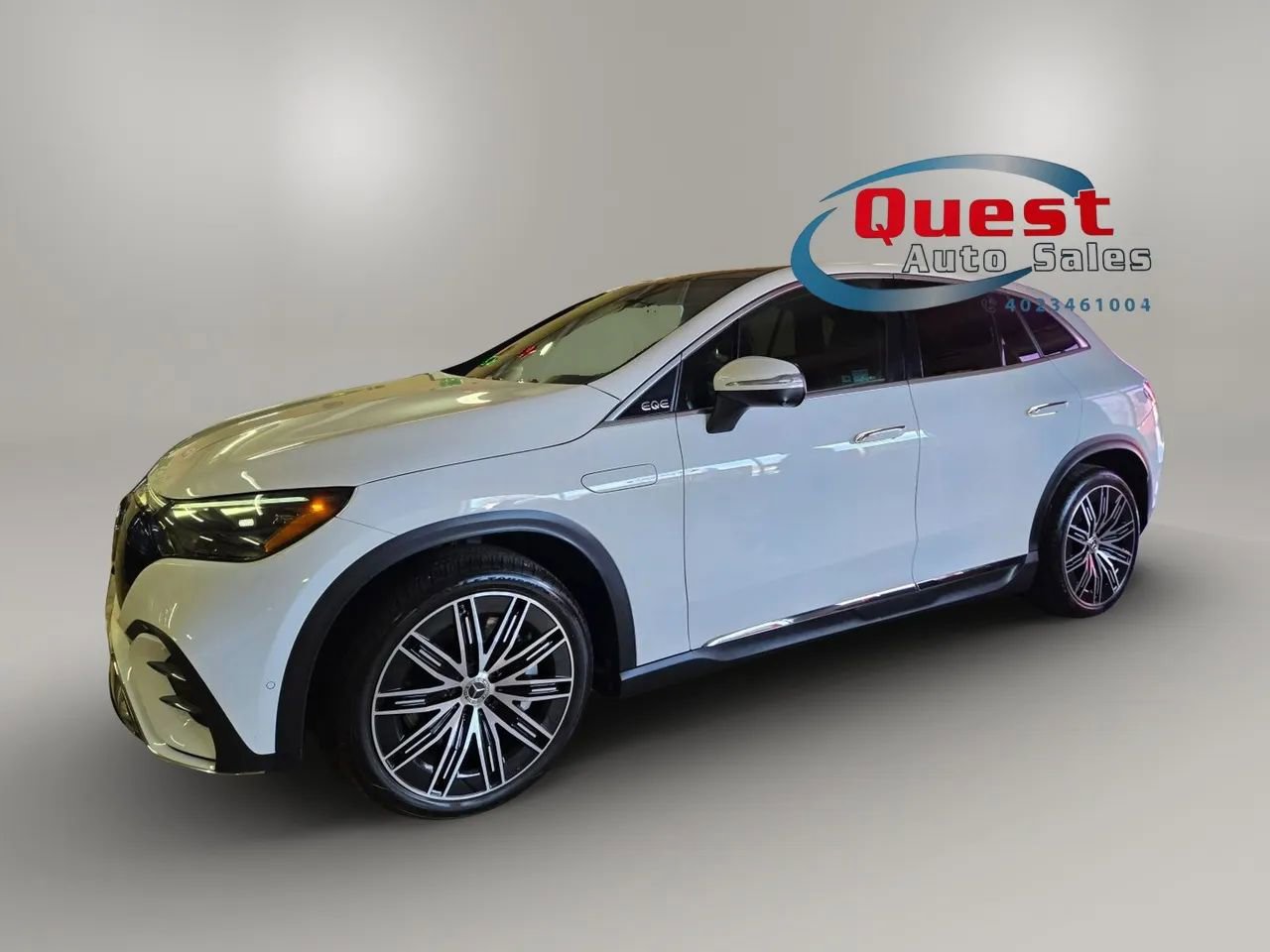Used 2023 Mercedes-Benz EQE 500 4MATIC SUV image 6