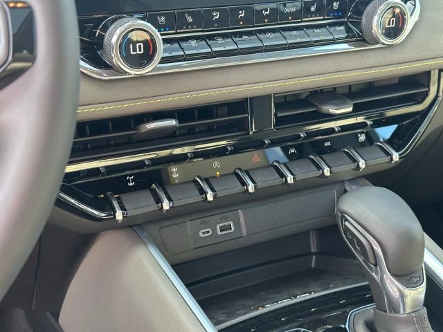 New 2026 Chevrolet Colorado ZR2 w/ Technology Package image 10