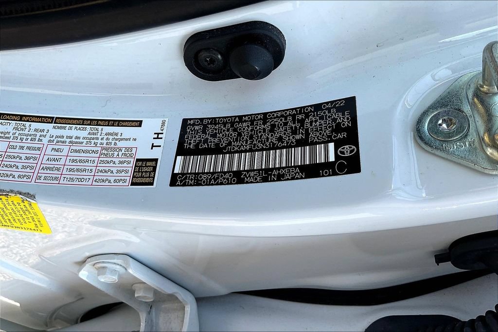 Used 2022 Toyota Prius LE FWD image 8