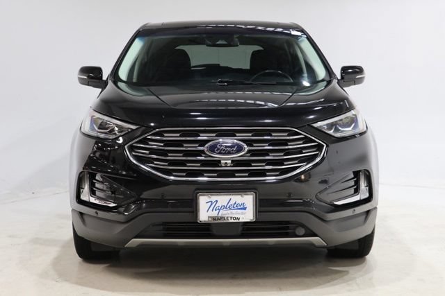 Used 2019 Ford Edge Titanium w/ Equipment Group 301A AWD/4WD image 2