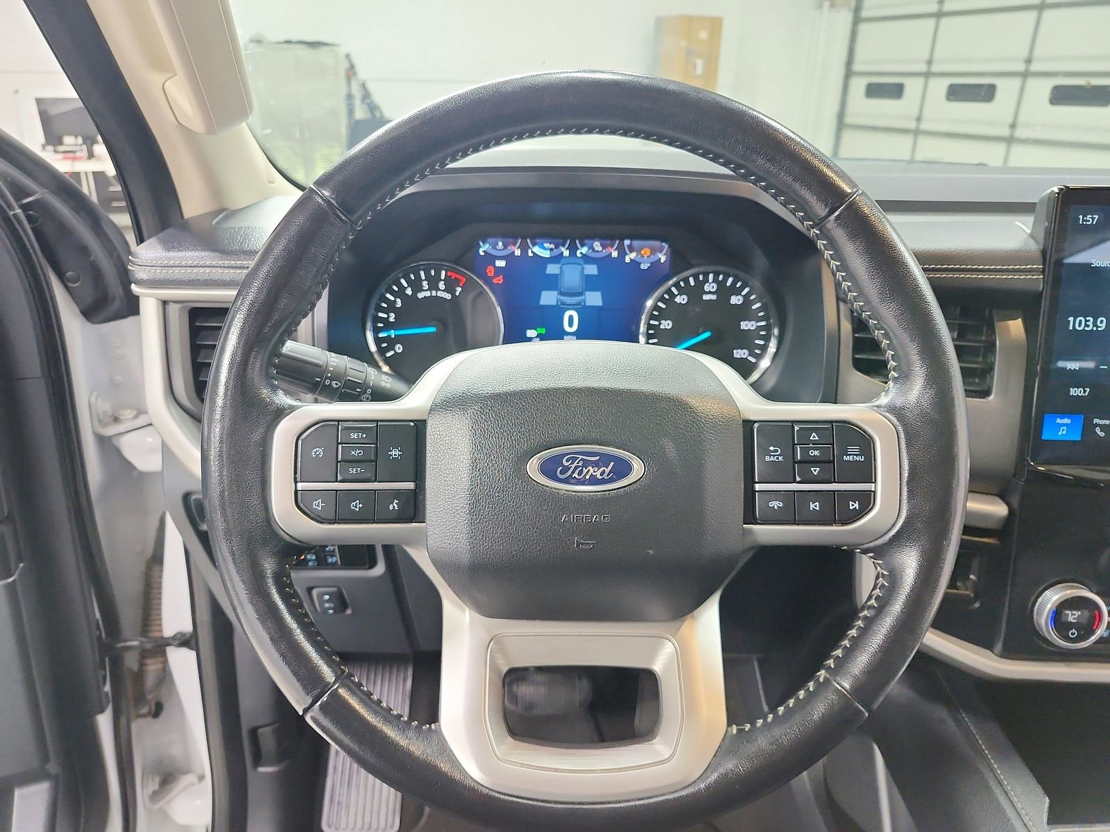 Used 2024 Ford Expedition XLT image 23