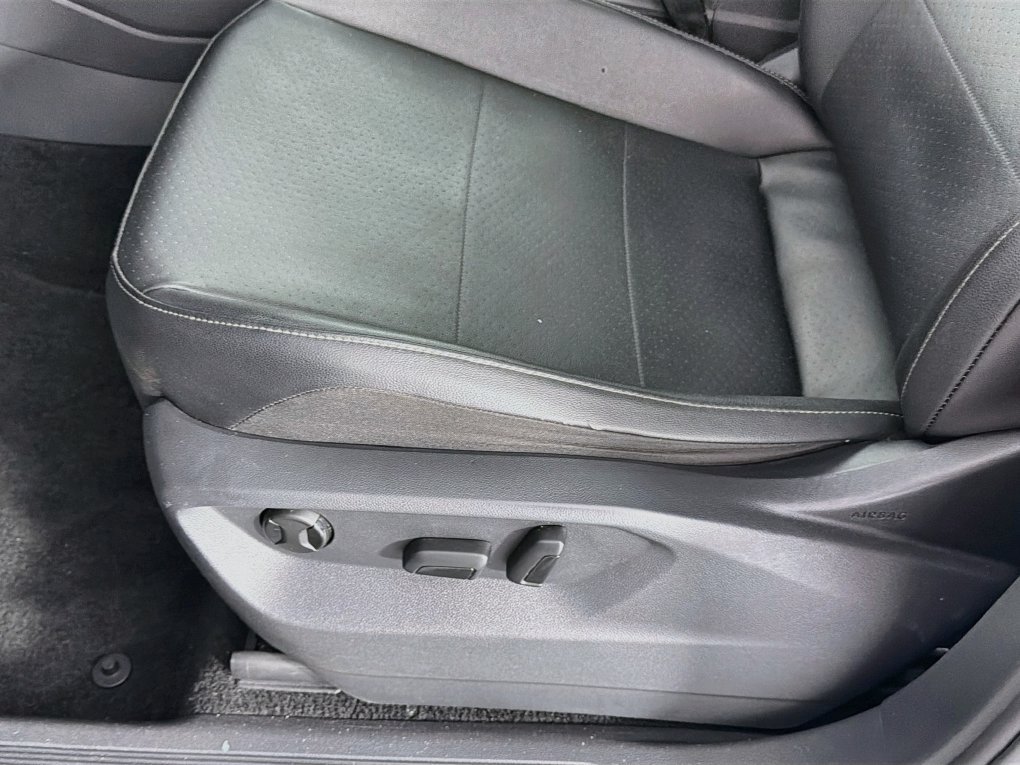 Used 2019 Volkswagen Tiguan SEL FWD image 23