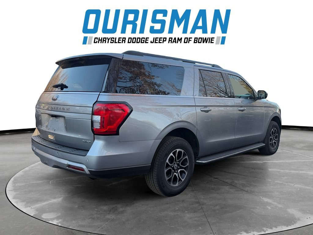 Used 2022 Ford Expedition Max XLT image 6