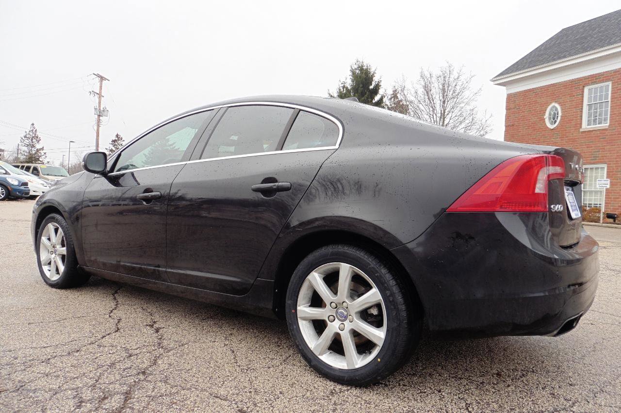 Used 2016 Volvo S60 T5 Premier w/ Climate Package AWD/4WD image 2