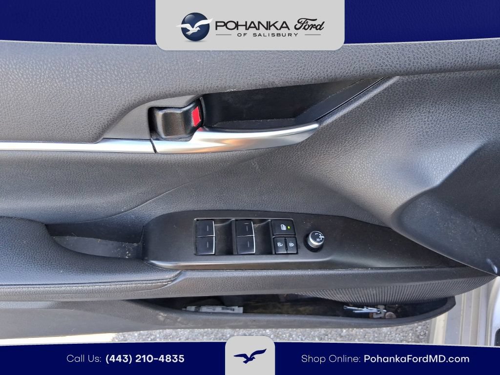 Used 2024 Toyota Camry XSE w/ Blackout Package (TMS) FWD image 9