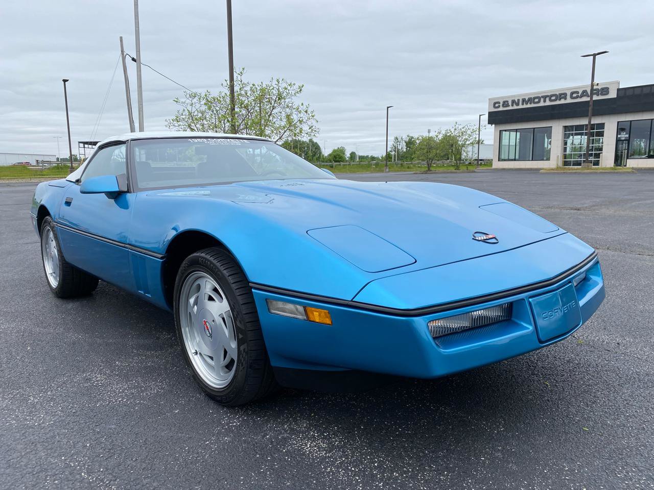 Used 1989 Chevrolet Corvette Convertible RWD image 6