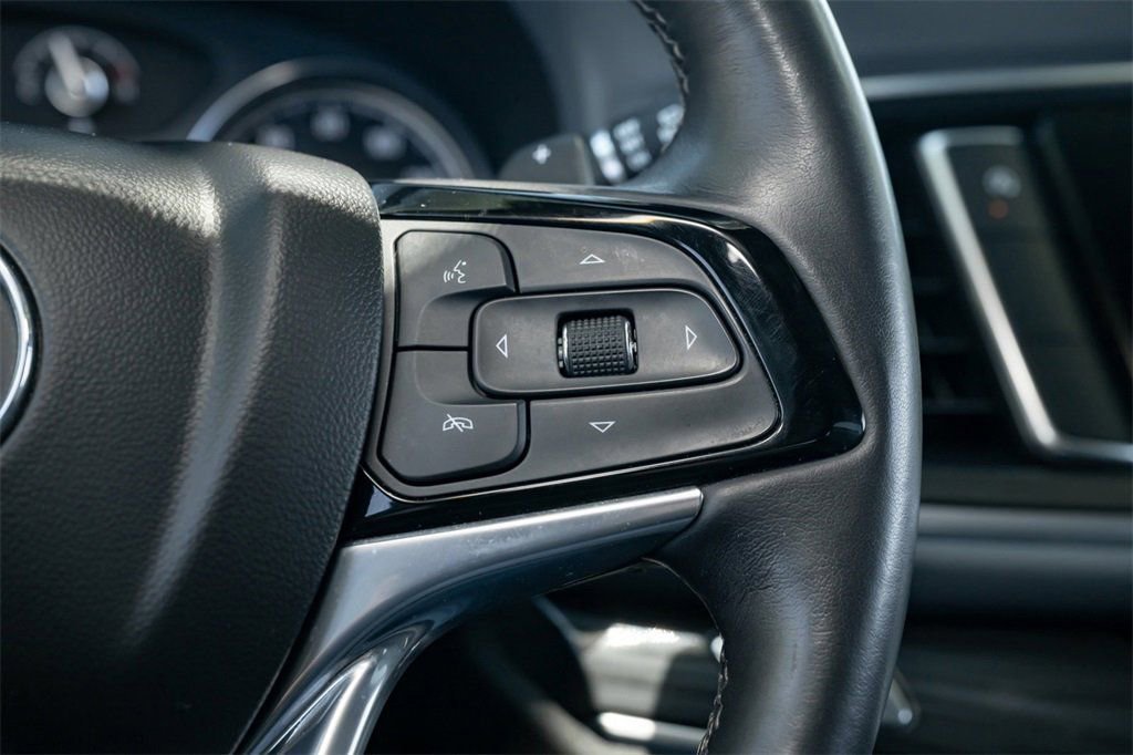 Used 2024 Buick Enclave Essence w/ Sport Touring Edition FWD image 26
