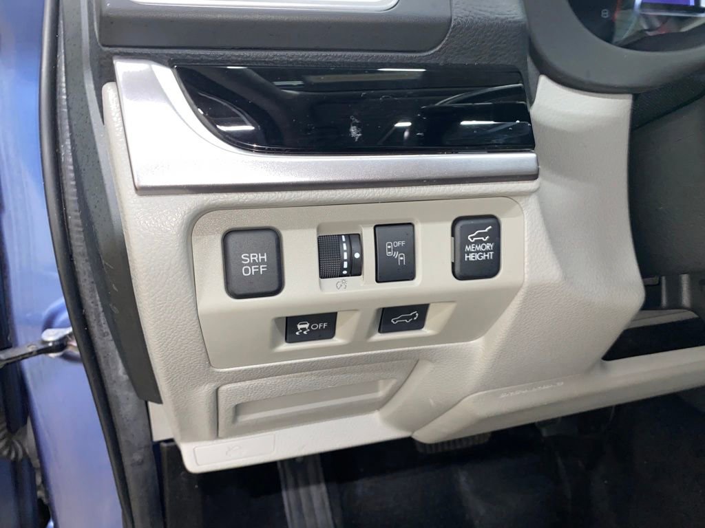 Used 2018 Subaru Forester 2.5i Limited image 43