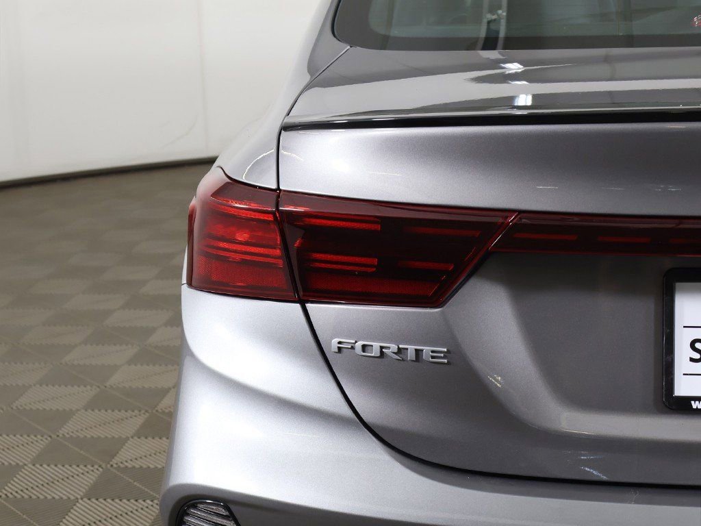 Used 2023 Kia Forte GT-Line image 14