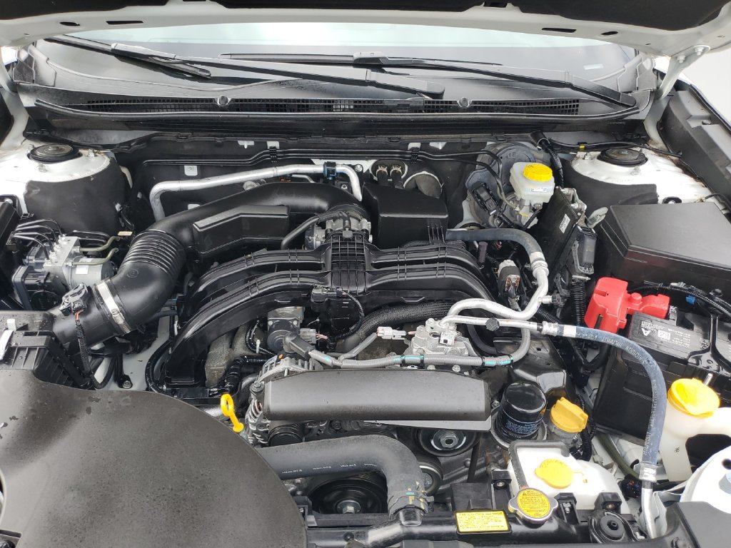 Certified 2025 Subaru Outback Premium AWD/4WD image 18