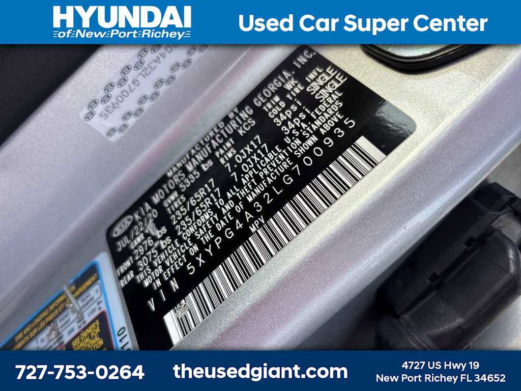 Used 2020 Kia Sorento LX image 12