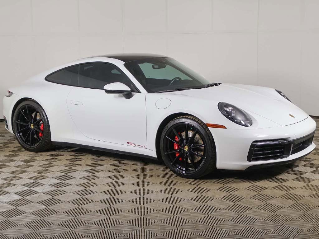 Used 2024 Porsche 911 Carrera S image 2