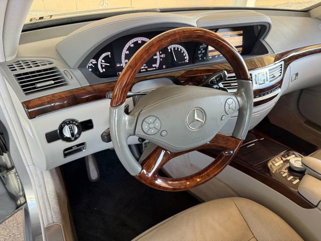 Used 2013 Mercedes-Benz S 550 image 23