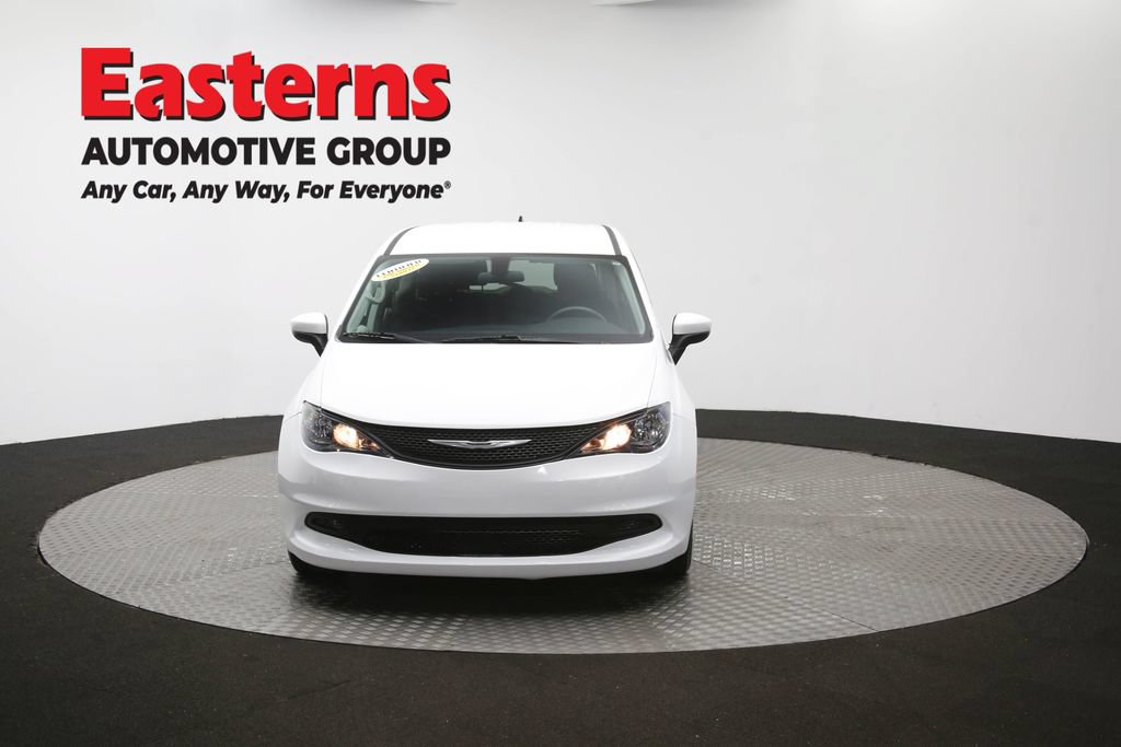 Used 2022 Chrysler Voyager LX FWD image 51