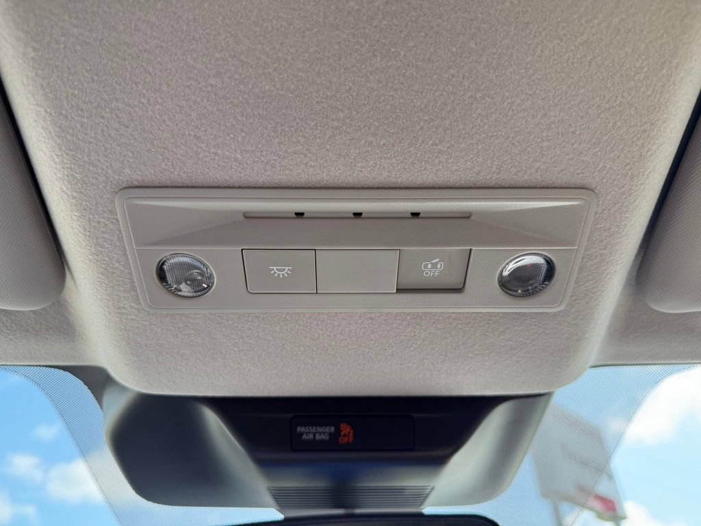 New 2026 Nissan Kicks SV w/ Cold Weather Package FWD image 31