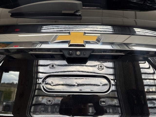 Used 2019 Chevrolet Traverse LT w/ LT Premium Package AWD/4WD image 19