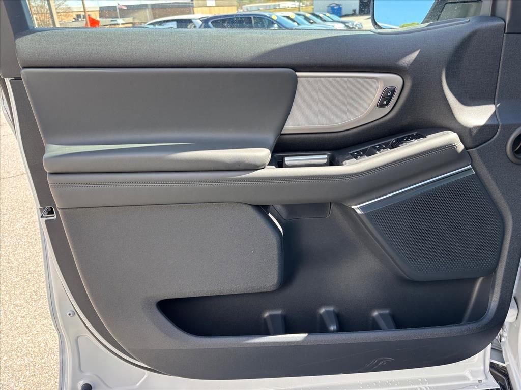 New 2026 Ford Expedition Max Active AWD/4WD image 8