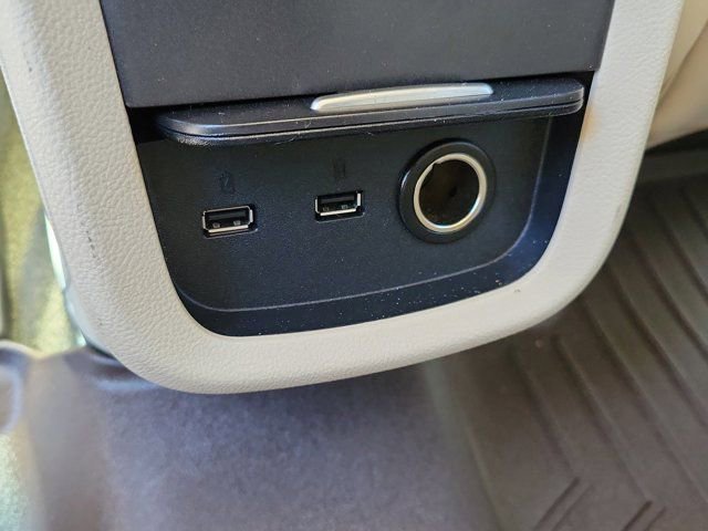 Used 2017 Lincoln MKX Select w/ Select Plus Package image 17