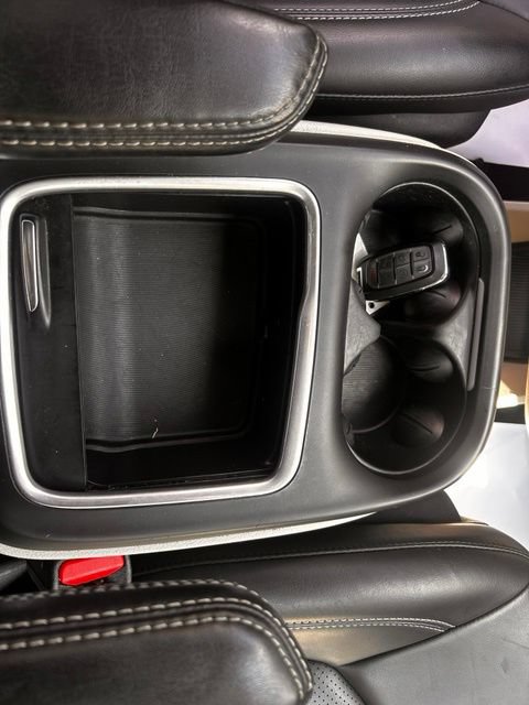 Used 2023 Chrysler Pacifica Touring-L FWD image 29