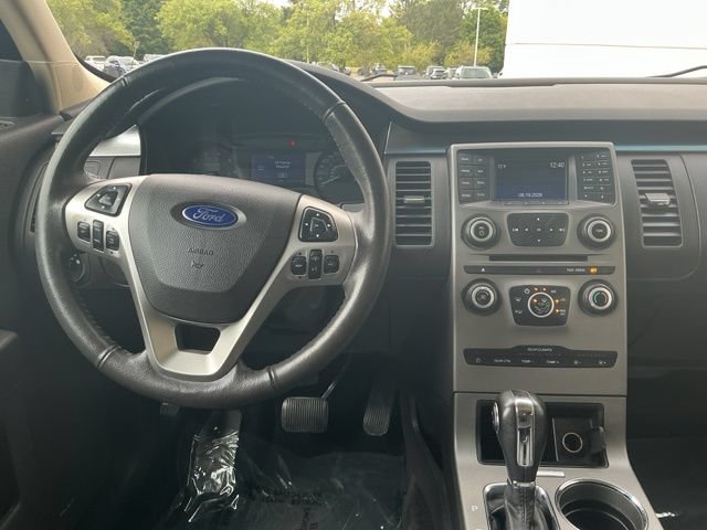 Used 2017 Ford Flex SE FWD image 14