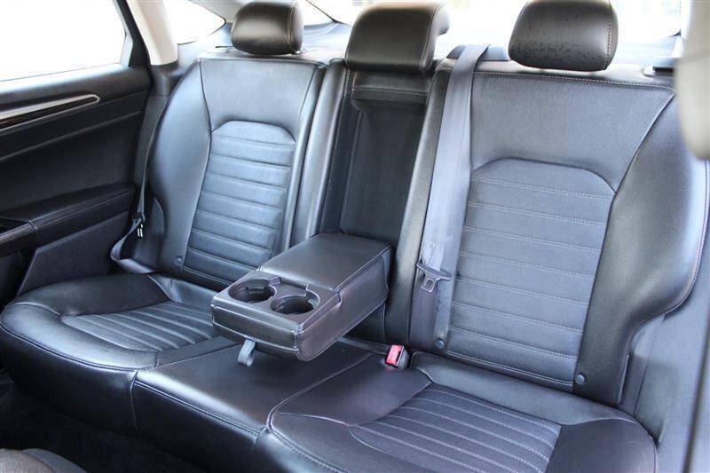 Used 2016 Ford Fusion SE w/ Equipment Group 202A FWD image 23