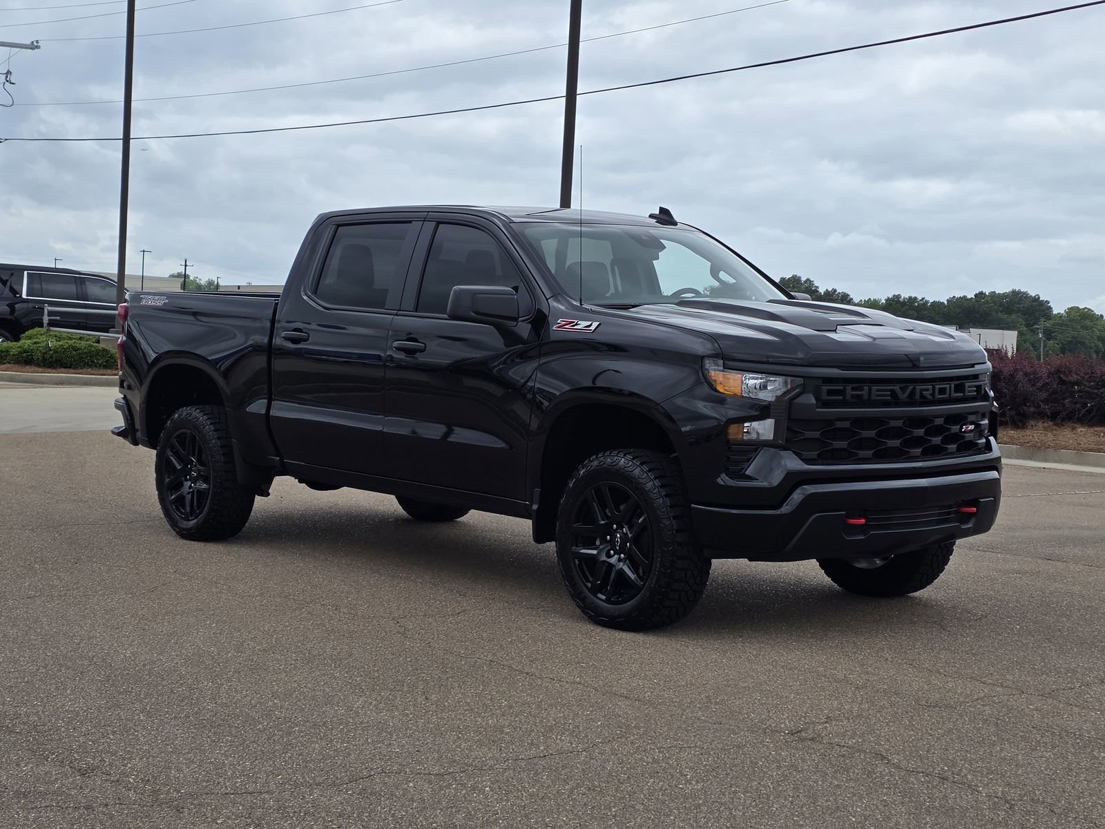 Used 2026 Chevrolet Silverado 1500 Custom Trail Boss AWD/4WD image 3