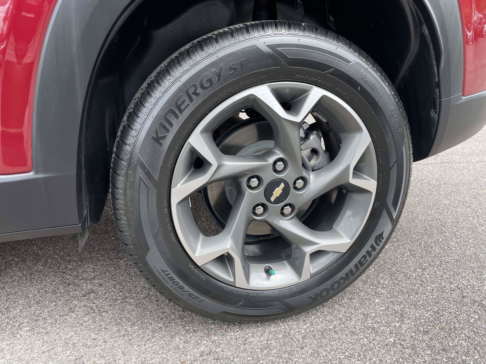 Used 2024 Chevrolet Trax LT w/ Driver Confidence Package FWD image 27